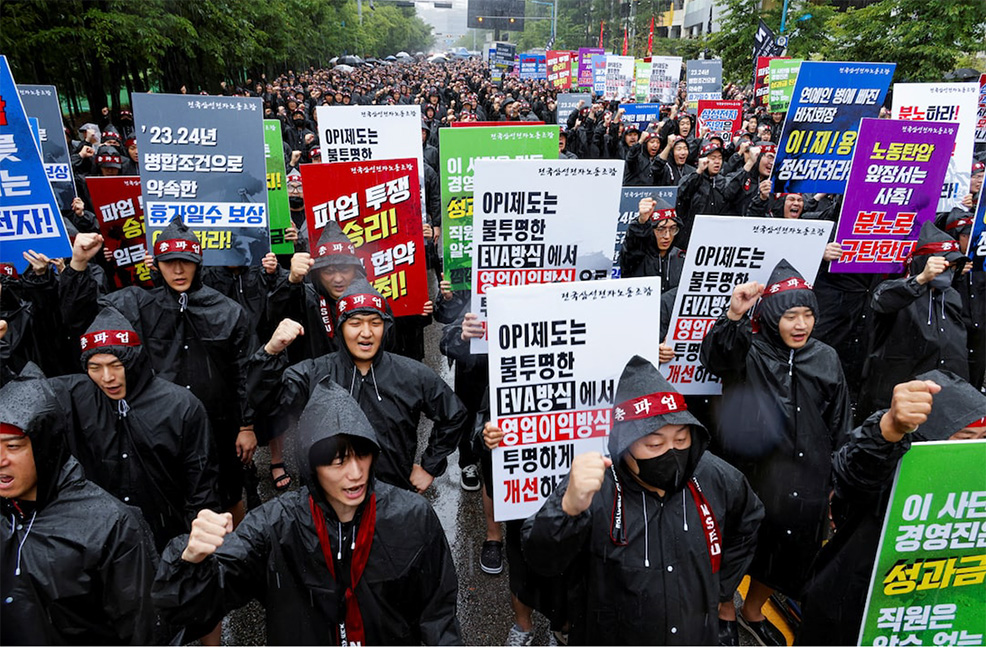 Samsung strike suddenly becomes serious